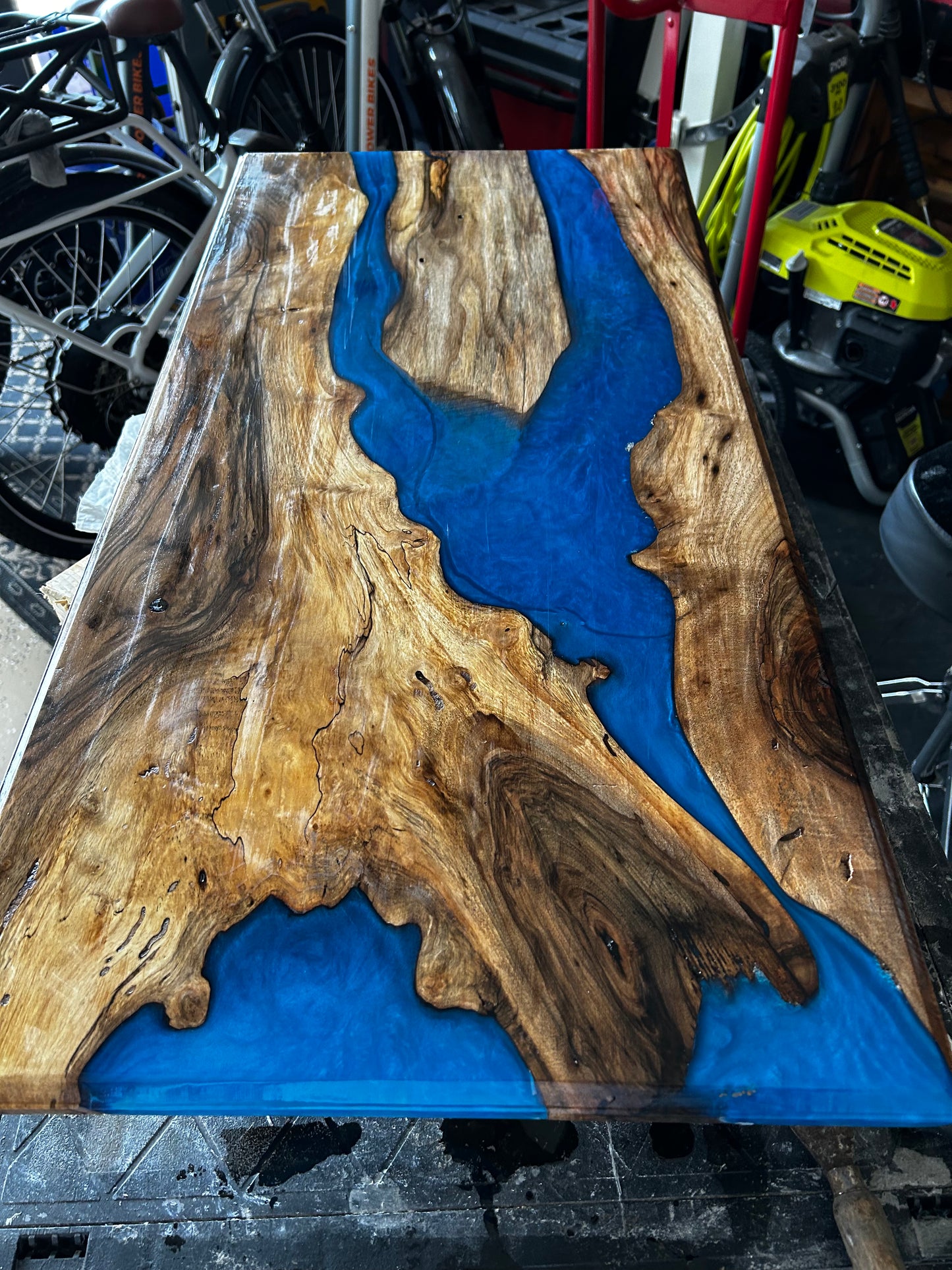 Resin Pour Coffee Table